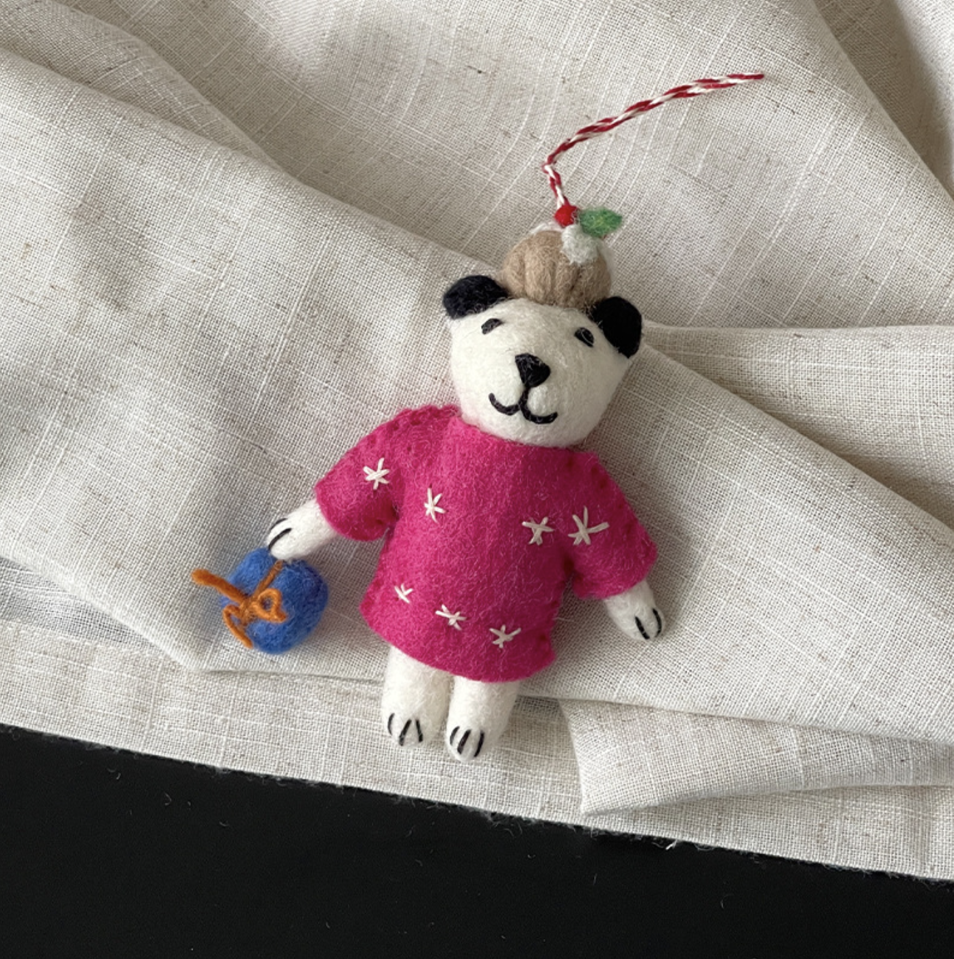 Pudding Bear with Gift Wool Felt Pendant